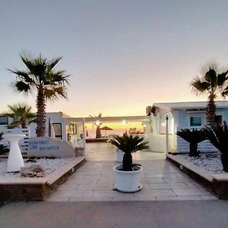 Baywatch Hotel Margherita Di Savoia Bagian luar foto